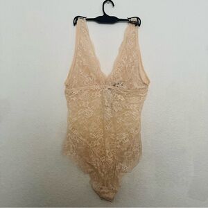 Lauren Ralph Lauren Warm Sand Lace Sequin Plunge Pull-On Bodysuit Size M